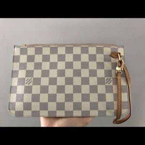Louis Vuitton Clutch